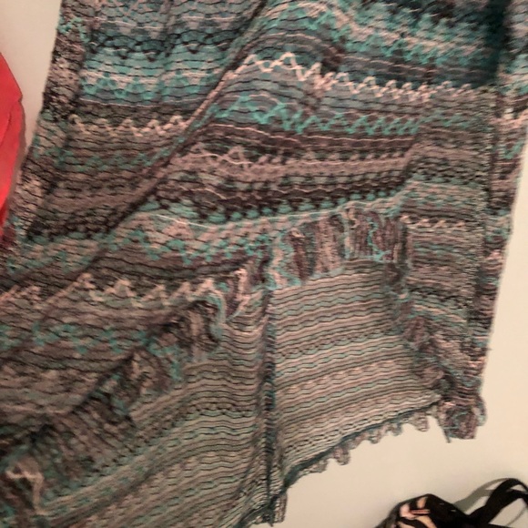 Ladies skirt - Picture 3 of 4